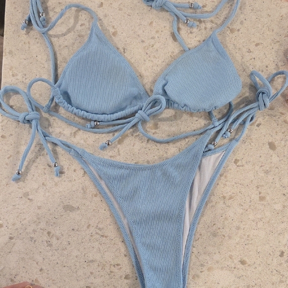 Bikini Lot - All Large - Picture 4 of 13